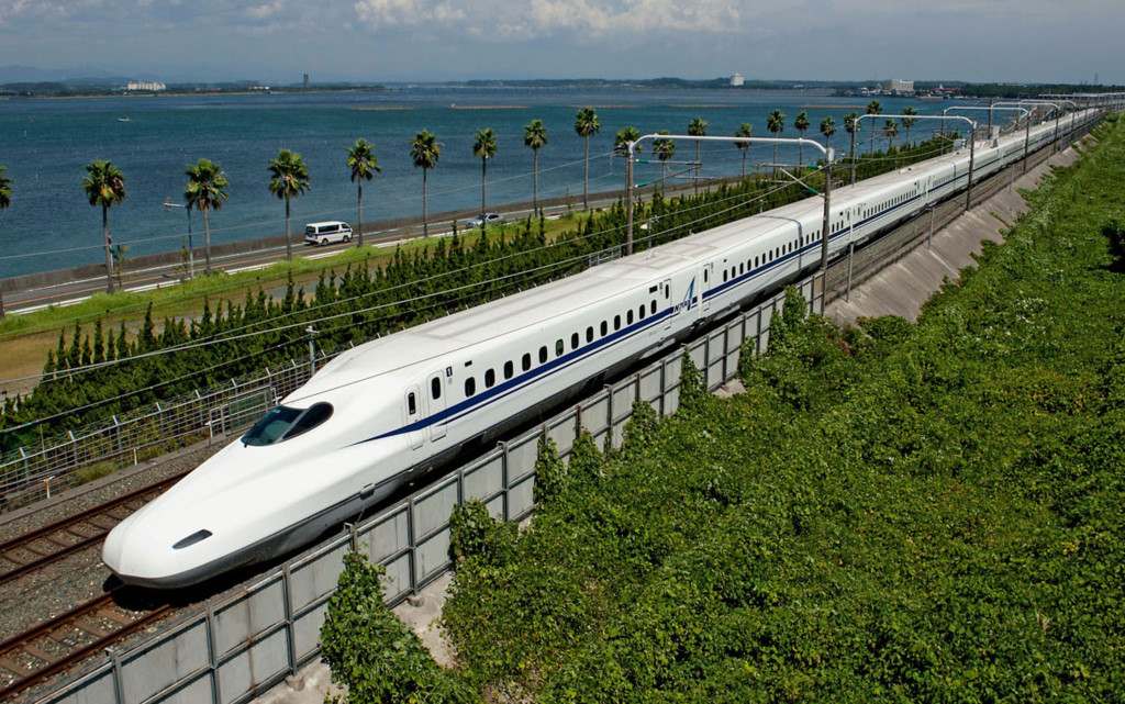 di-tau-cao-toc-shinkansen-nhat-ban