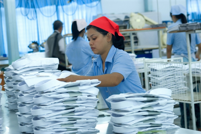 T5/2017 – Tuyển đơn hàng may mặc, may quần áo phụ nữ, trẻ em